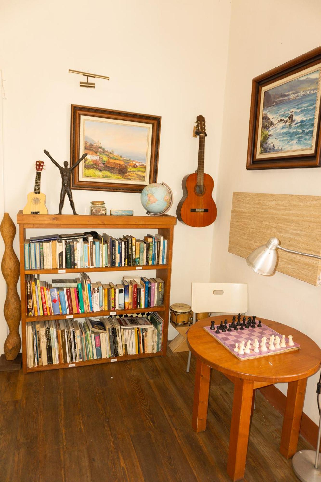 Hostel Albergue La Casa Encantada Эль-Пасо Экстерьер фото